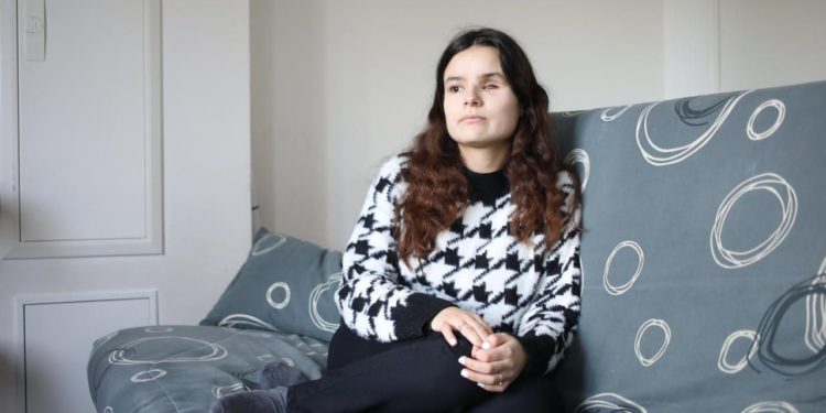 Yellow vests: mutilated by grenades or shots of LBD, these “broken jaws” tell