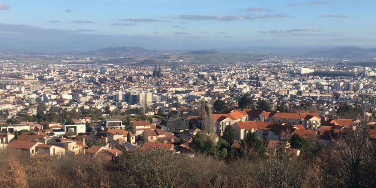 What is the price of real estate in Auvergne?