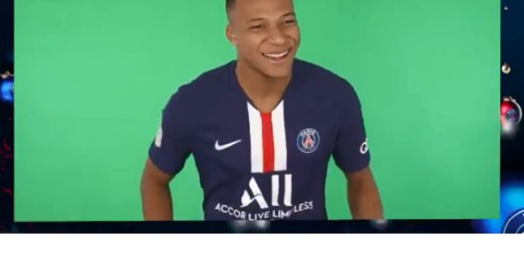 PSG footballers let go in front of the camera for the Christmas holidays