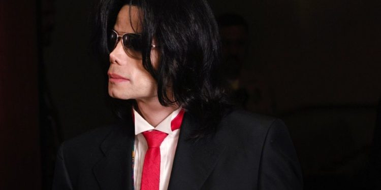 Michael Jackson and Disney's heirs settle out of court | Arts | The sun