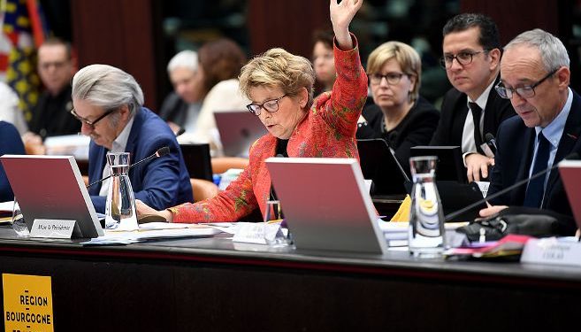 The Burgundy Franche-Comté regional council stands up against the SNCF on the last day of the session