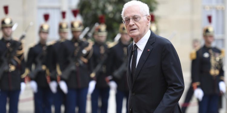 35 hours: should we work more?