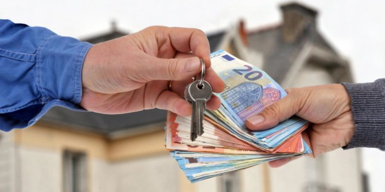 Will a reform of property rights force landlords to “pay rent to the state”?