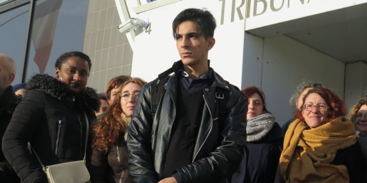 Argenteuil: threatened with expulsion, Walid will be able to continue his studies in Saint-Ouen