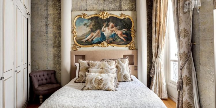 Paris: discover this luxurious “old France” apartment by the Seine