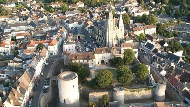 What are the most attractive towns in Essonne?