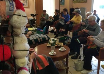 Saint-Brévin-les-Pins: grannies knit a 3 km scarf 356