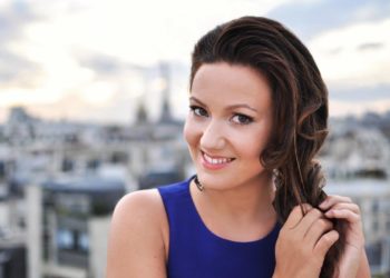 Julie Fuchs: “I am starting to digest this year which has been very dense, and finally in all respects I am stable. I'm leaving for a ride! "