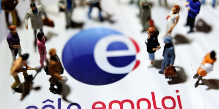 seniors increasingly confronted with precariousness