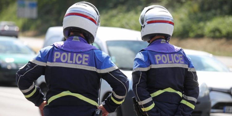 “If the relationship between the police and the population deteriorates in the long term, then we have very serious concerns about our rule of law,” warns Licra