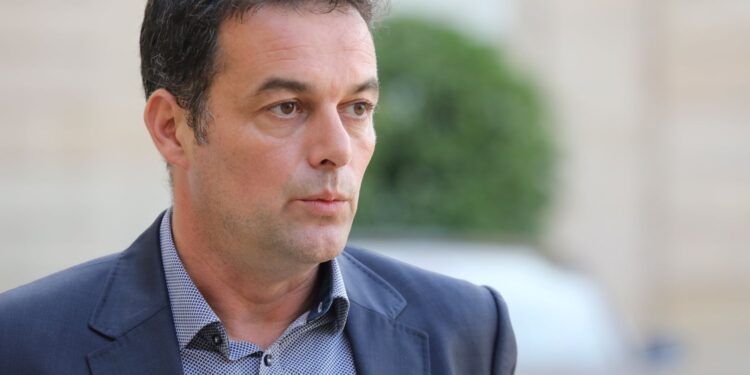 “Ils sont particulièrement frappés par la crise, c’est très surprenant”, réagit le président de la Fondation Abbé Pierre