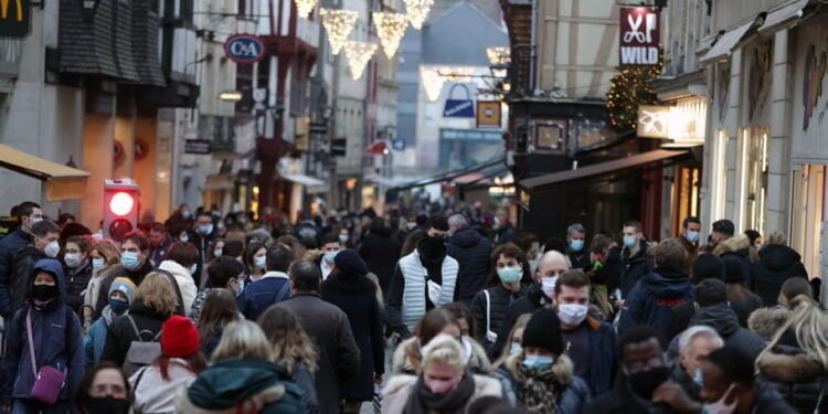 Annonces de Castex, Couvre-feu à 18h pour tous…