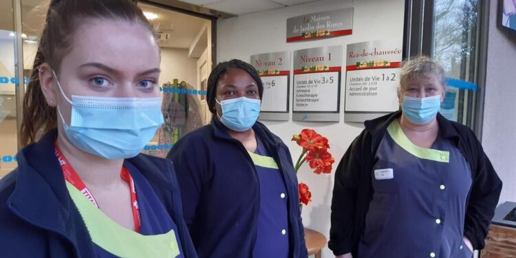 Health crisis in nursing homes: psychological support for staff ready to “crack”