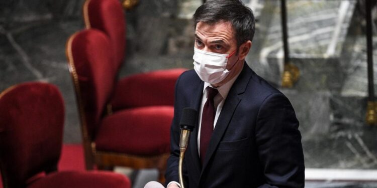 LIVE – Covid-19: Véran recognizes an “extremely tense” situation in Reunion