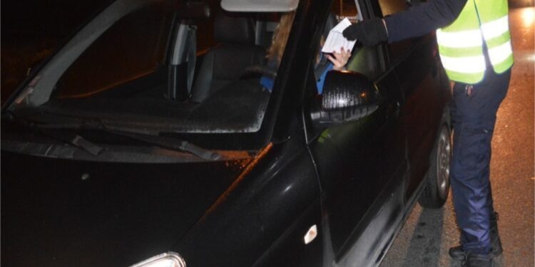 Hauts-de-Seine.  She violates the curfew several times and goes to jail