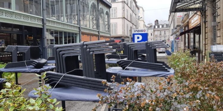 From temporary terraces to permanent terraces in the city center?