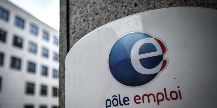 What to answer during the New Year’s Eve meal if the debates revolve around the number of unemployed in France?