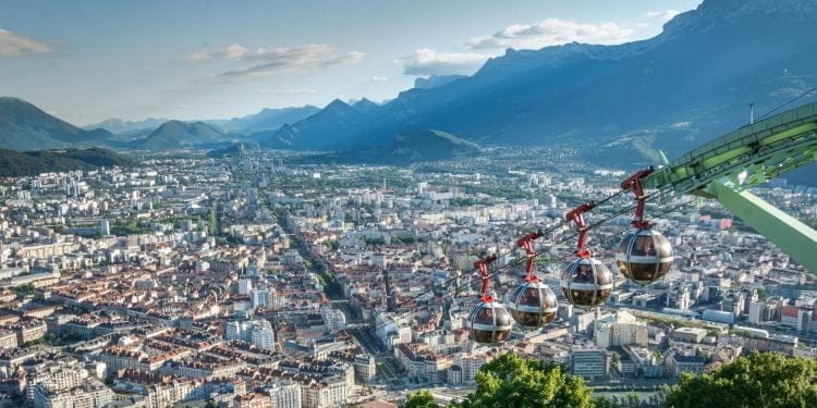 Studying in Auvergne-Rhône-Alpes: how are the courses distributed across the region?