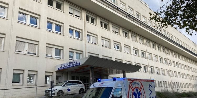 “we do resuscitation in the corridors”