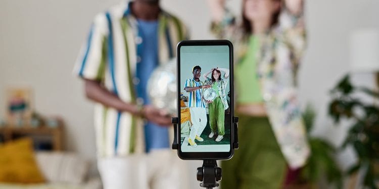 regulation of influencers delaporte-Vojetta bill